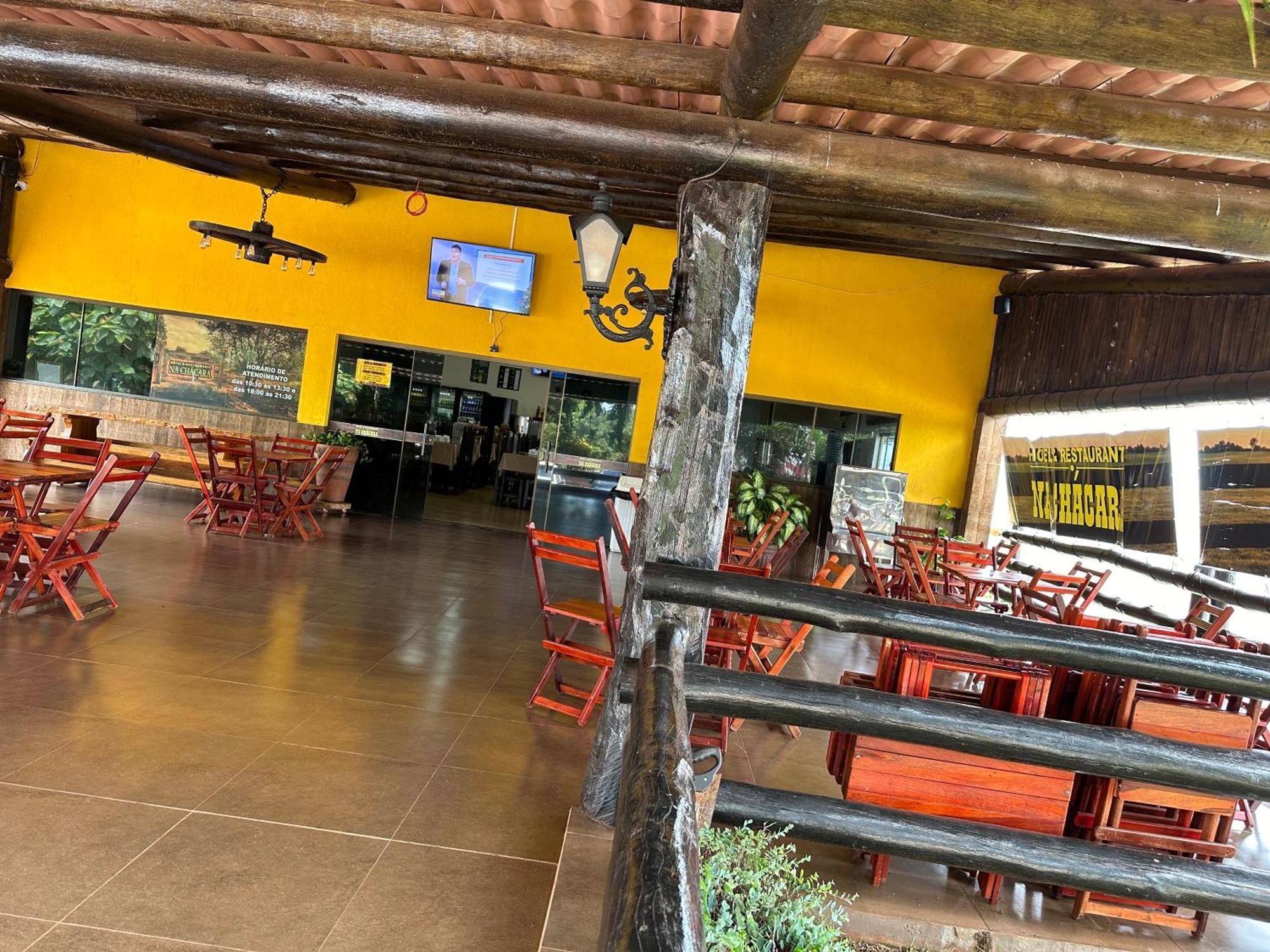 Hotel E Restaurante Na Chacara Dourados Exterior foto