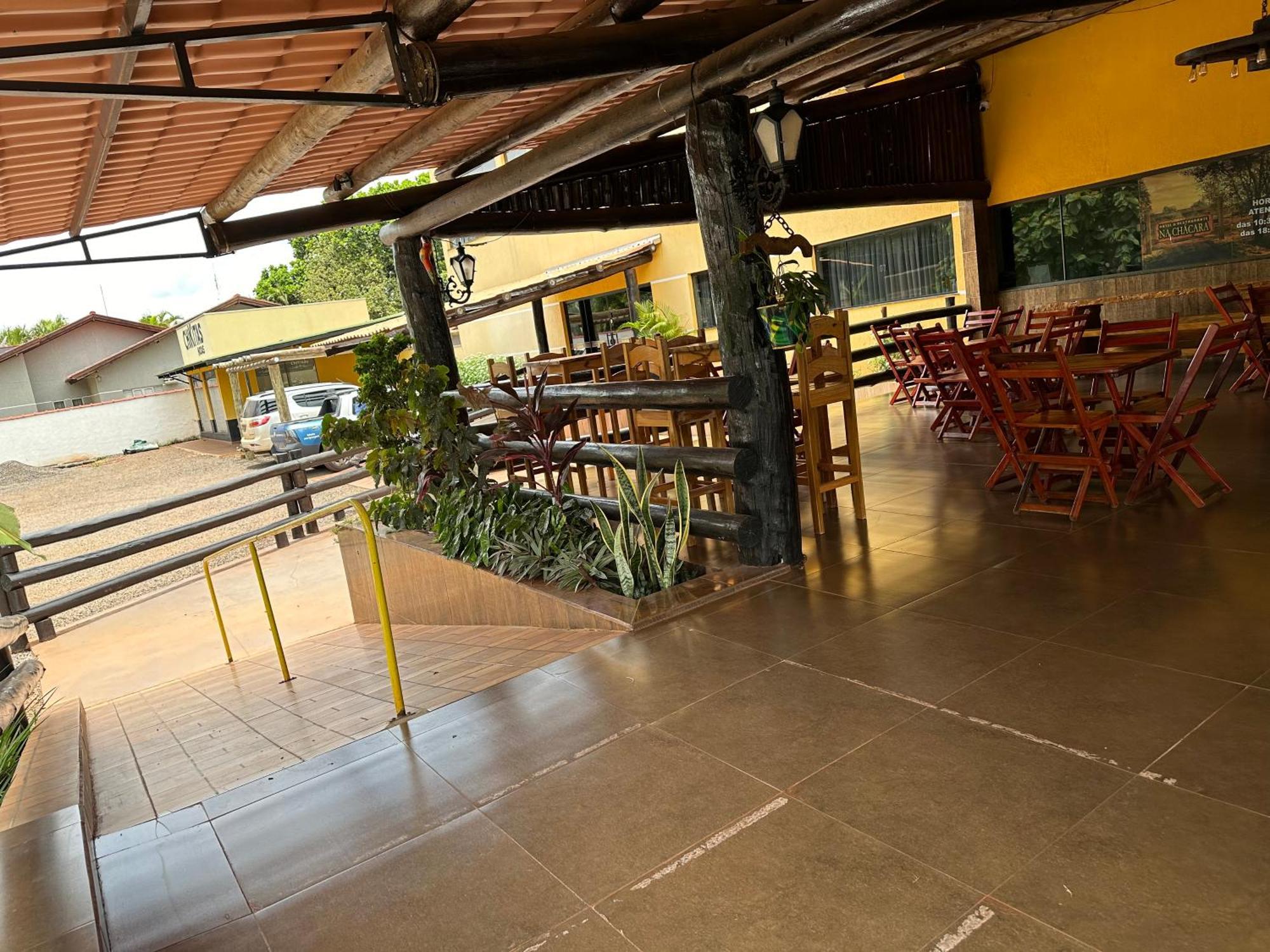 Hotel E Restaurante Na Chacara Dourados Exterior foto